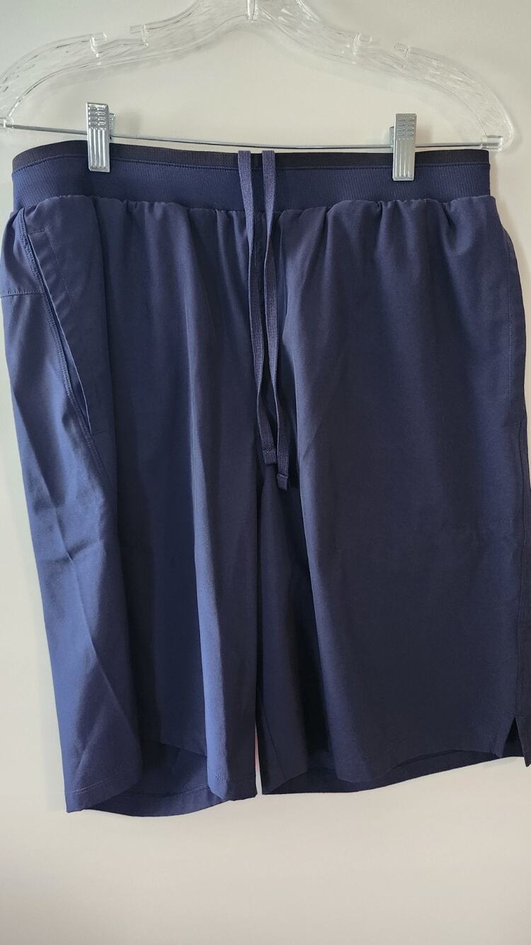 Fabletics Shorts Mens Large Navy Blue Athletic Shorts Running Lined Pockets #405